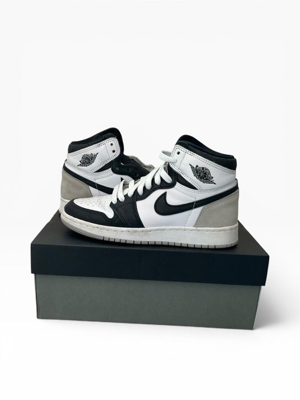 Nike air Jordan Black White Grey High-Top Sneakers